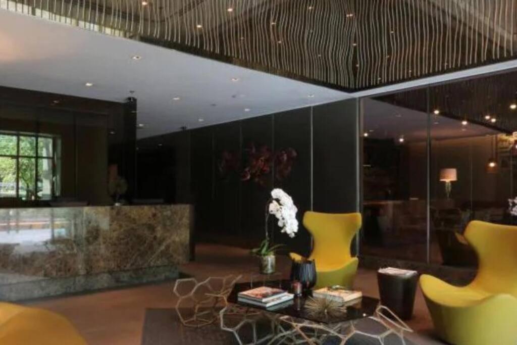 Kl Tower Studio Legazpi Village, Makati Near Greenbelt & Aim Makati マニラ市 エクステリア 写真