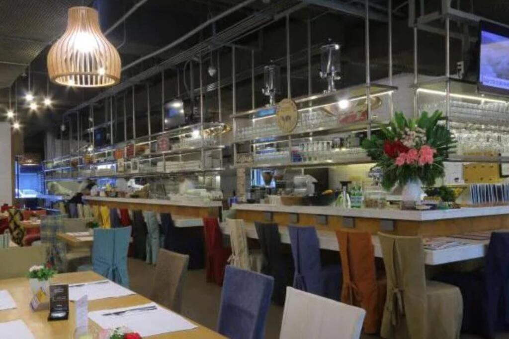 Kl Tower Studio Legazpi Village, Makati Near Greenbelt & Aim Makati マニラ市 エクステリア 写真